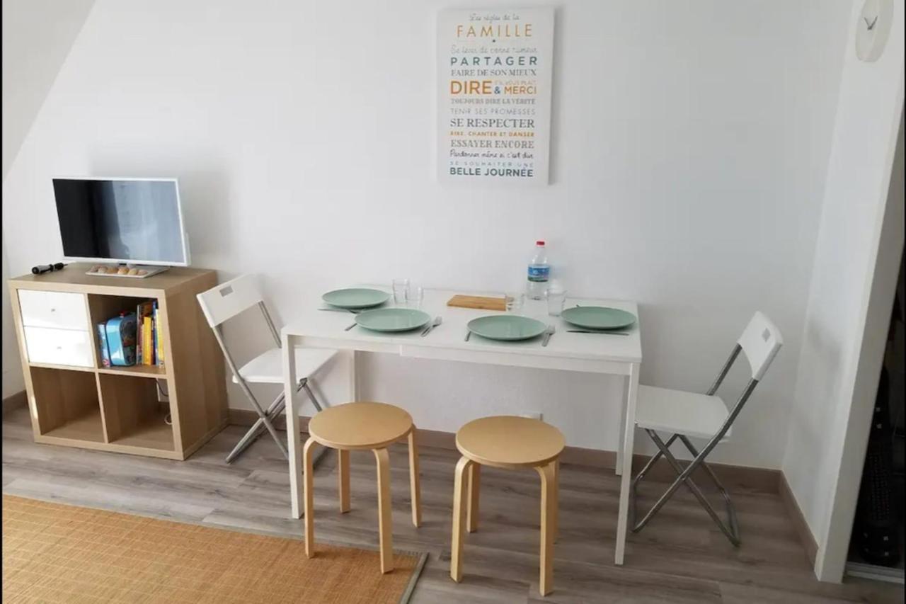 Apt With Balcony At 350 M From The Beach Cabourg Exterior photo